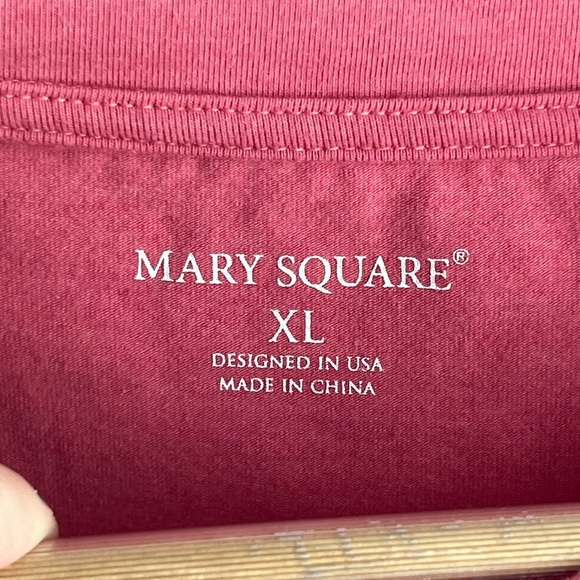 Bundle of 2 Women’s Graphic T-Shirts - XL - Picture 9 of 10